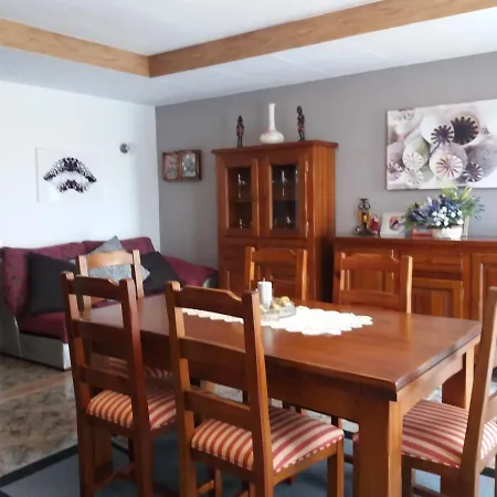 Casa Elena Gersi بيت للعطل *